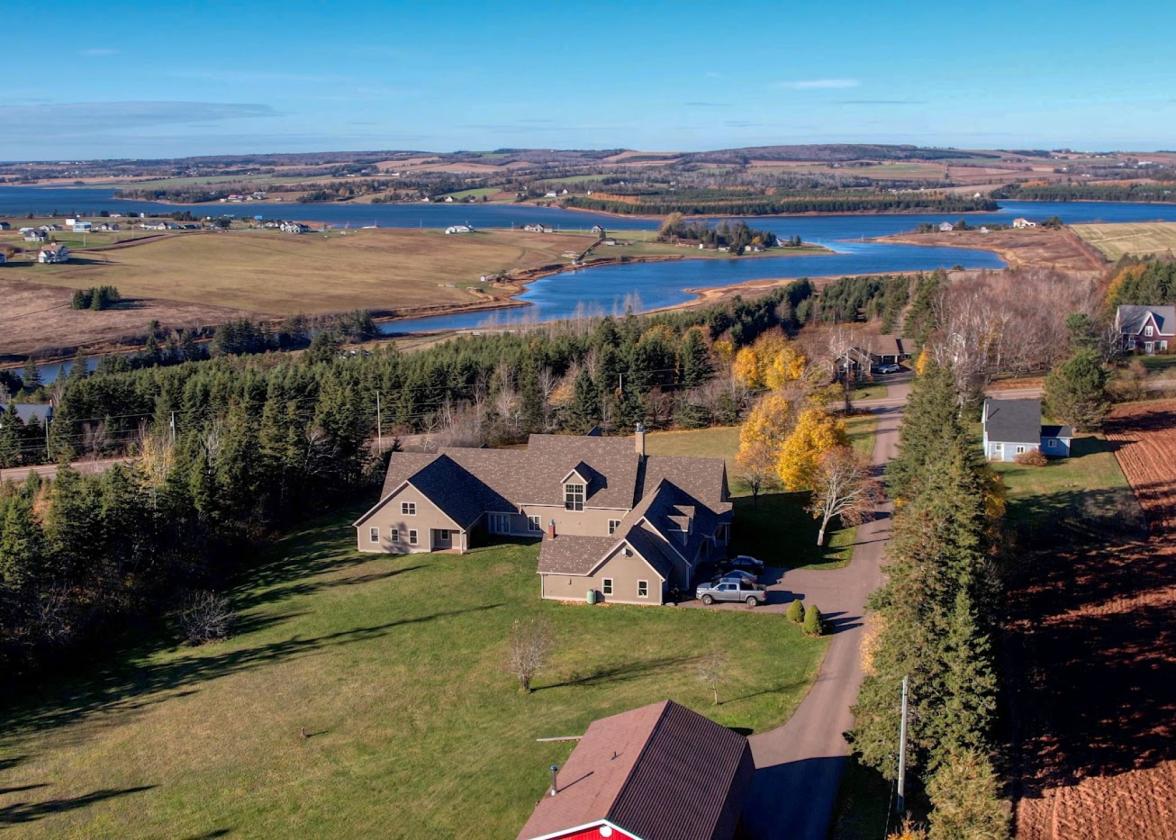EXCEPTIONAL EQUESTRIAN ESTATE - photo 4