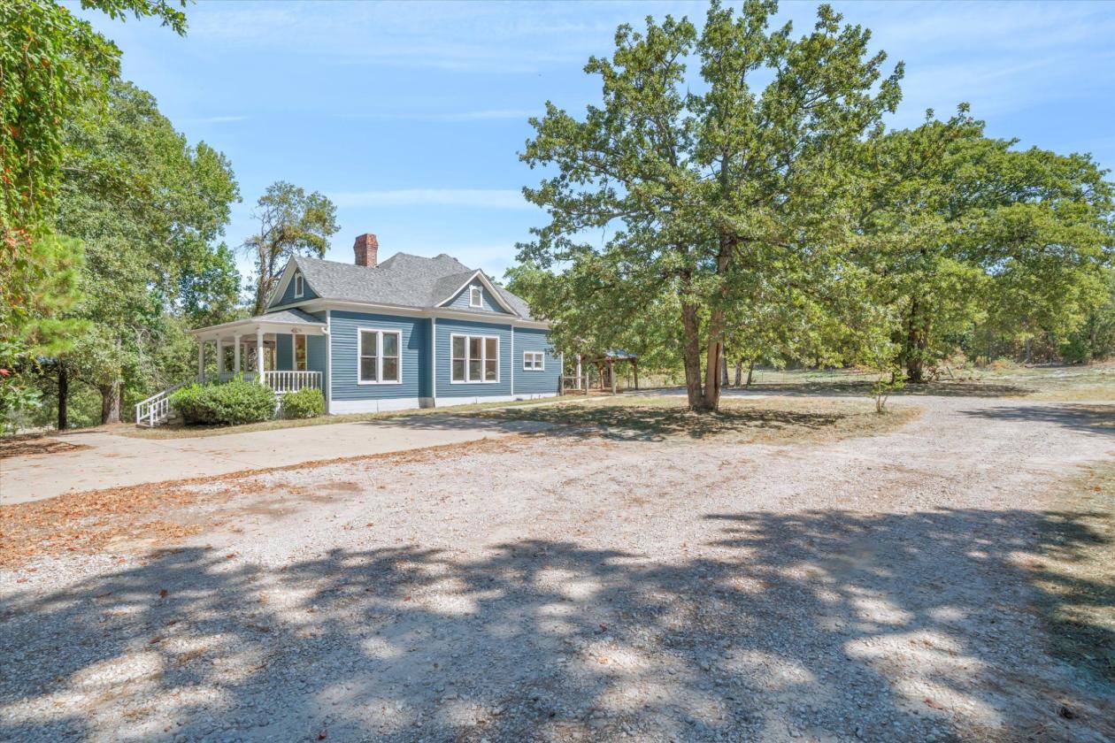 ONE-OF-A-KIND EAST TEXAS PROPERTY - photo 5