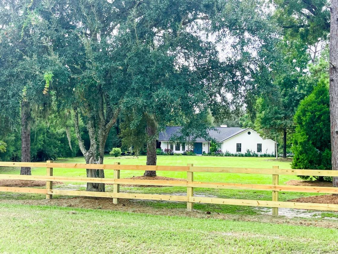 Horse Property for sale.