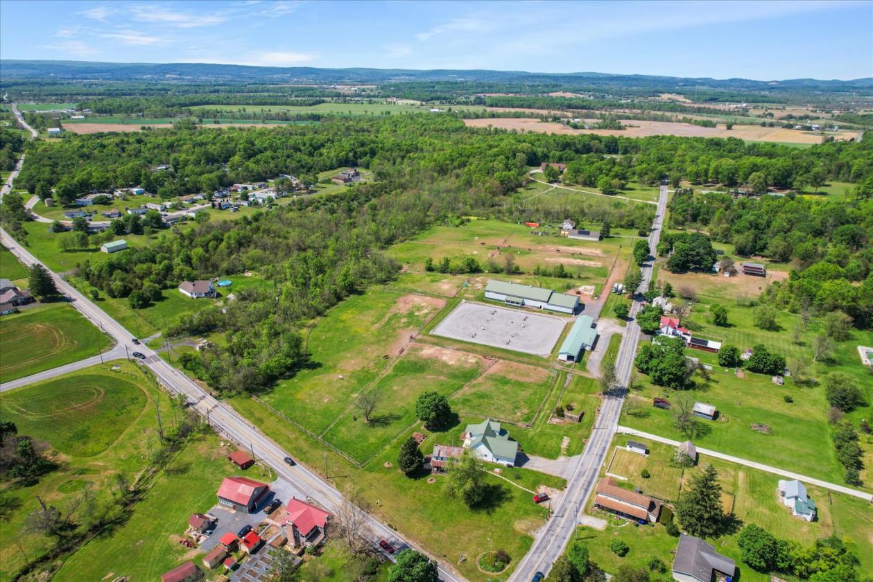 Gettysburg Equestrian Facility with Indoor - photo 8