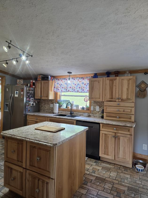 47 acre Equestrian Dream Barn with Remodeled Home - photo 29
