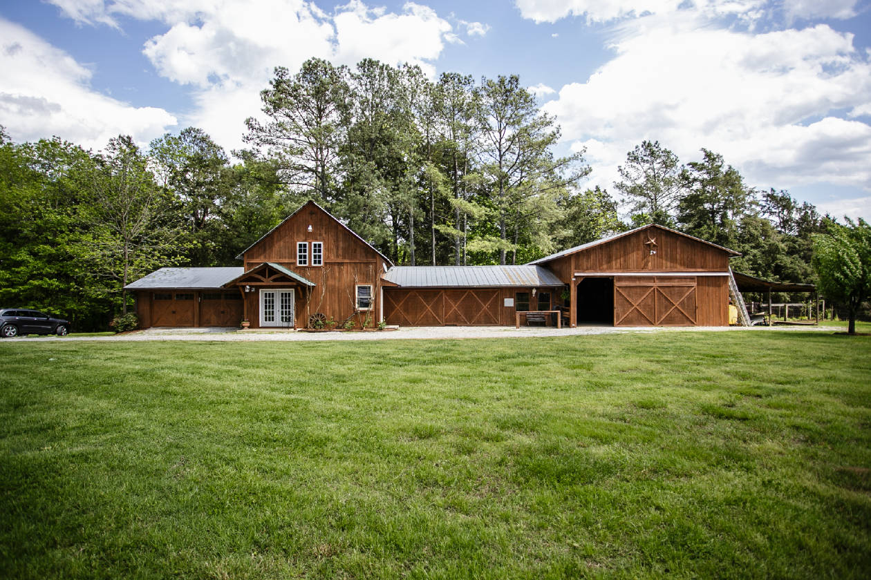 1850's Farmhouse & Equestrian Estate Chickamauga, Catoosa County
