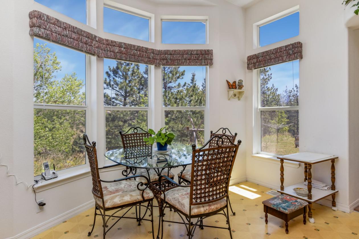 Stunning Mountain Equestrian Legacy Property - photo 29