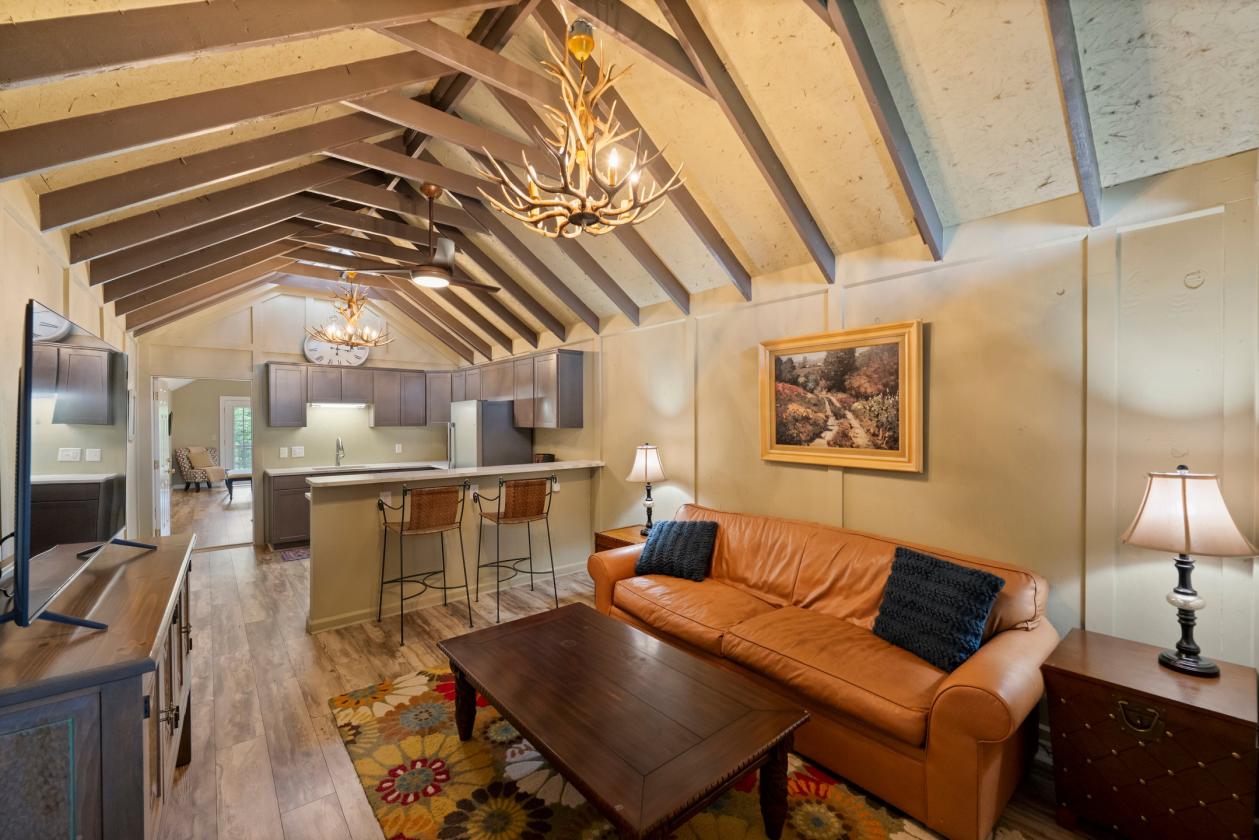 Equestrian Estate on 43 Acres - photo 28
