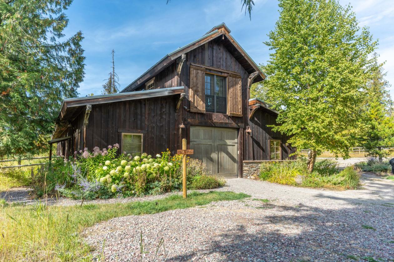 Luxury living & equestrian amenities! - photo 2