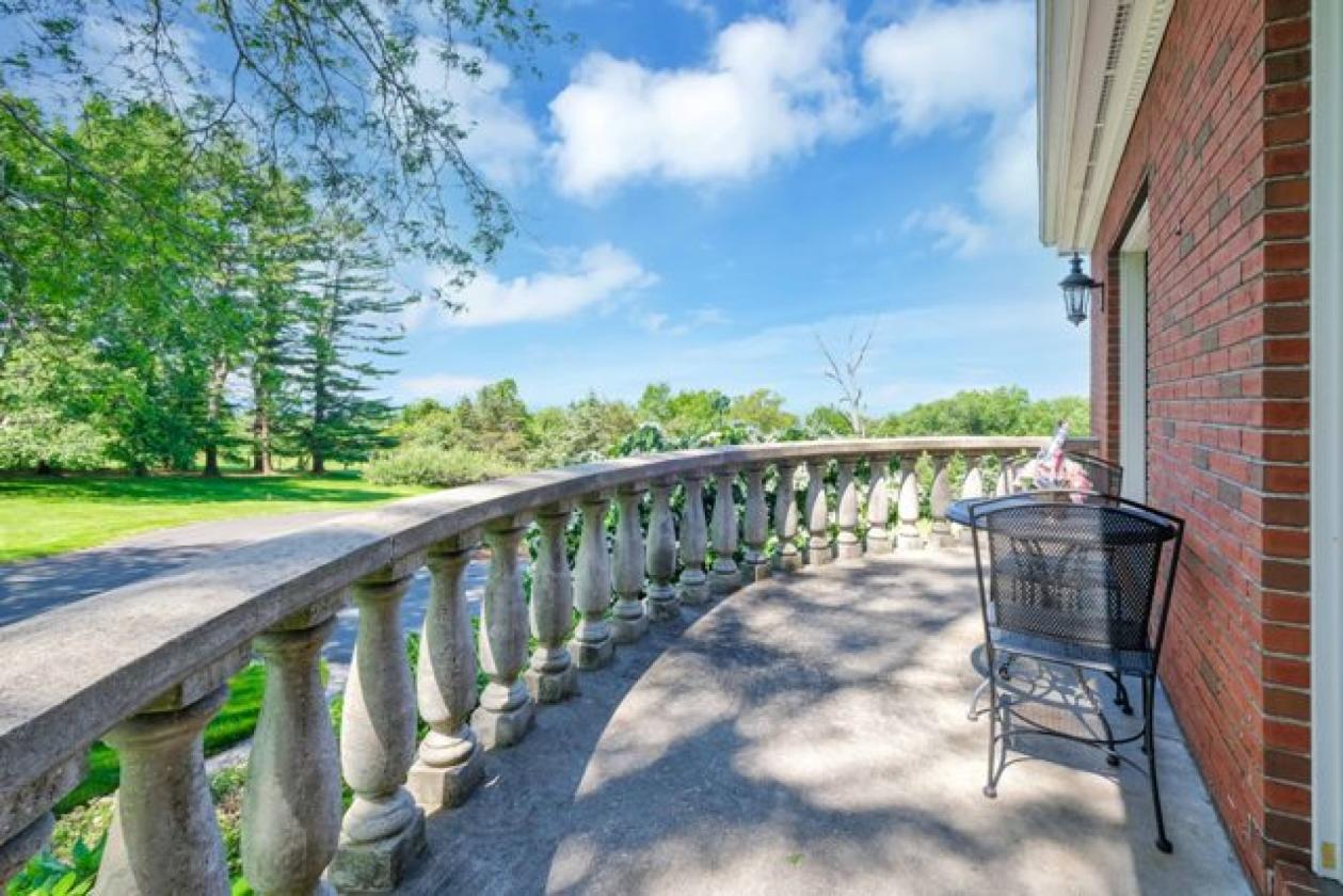Gentlemans Farm - Unique property set on the Ridge - photo 9