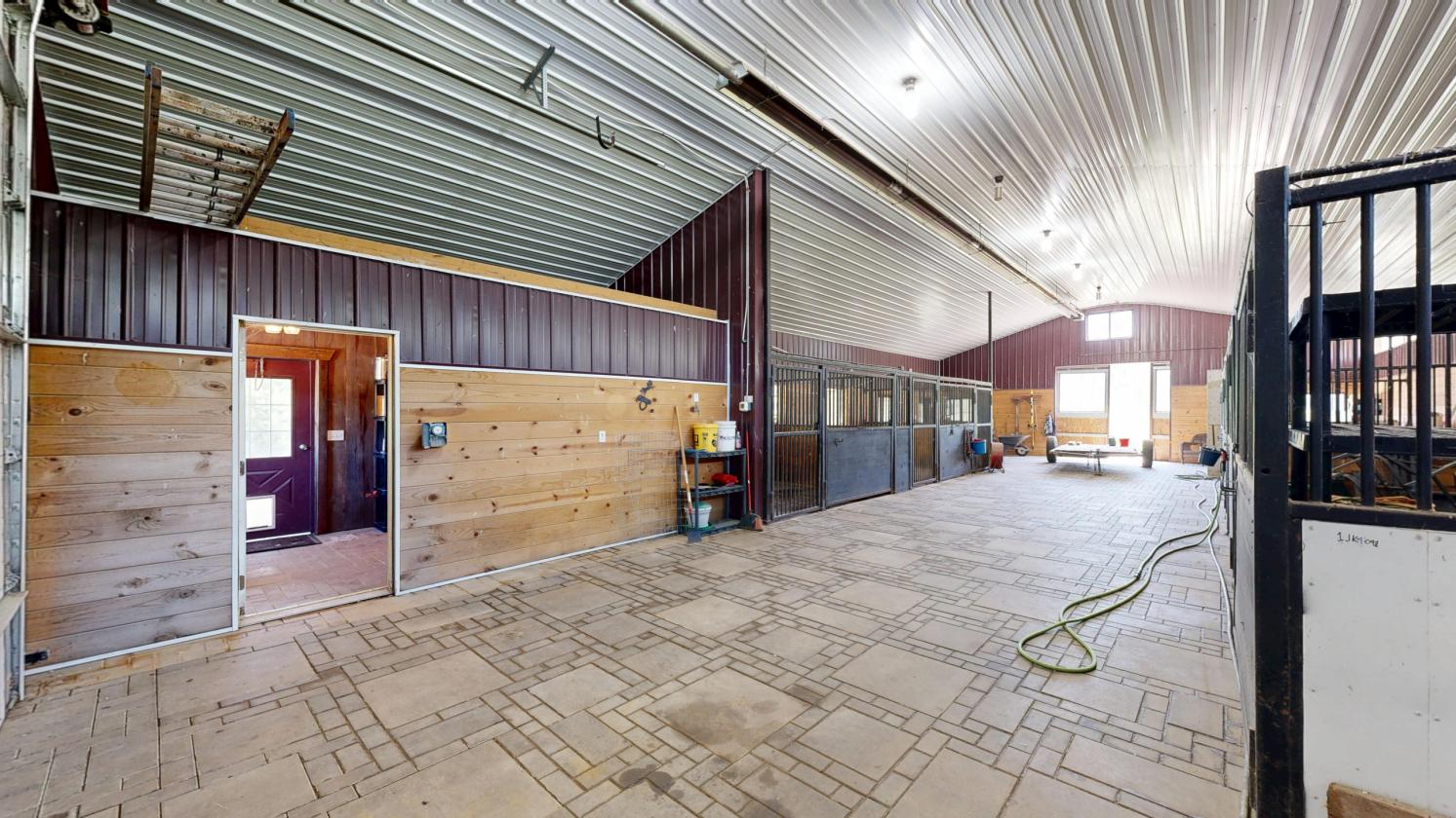 Horse/Hobby Farm on 17 Acres - photo 16