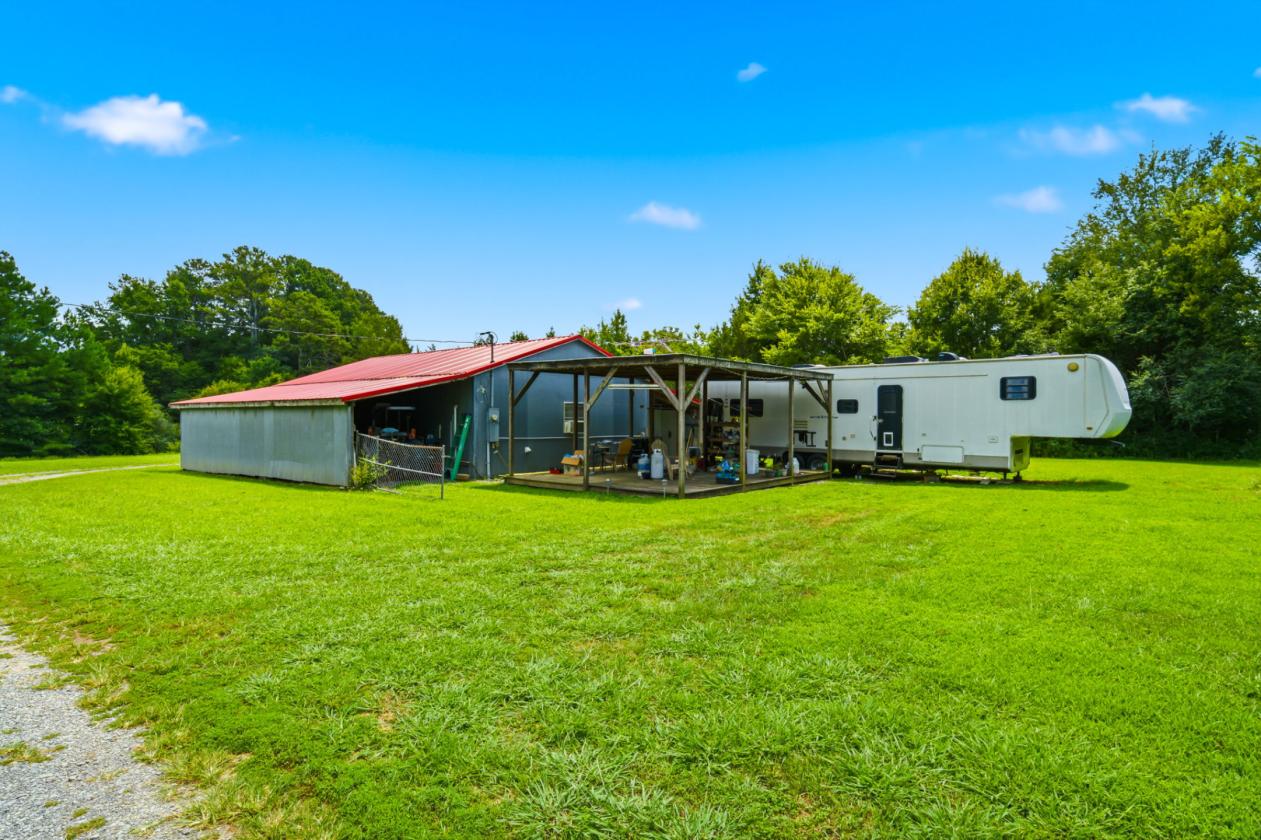 Private, level 4.5 acres! - photo 20