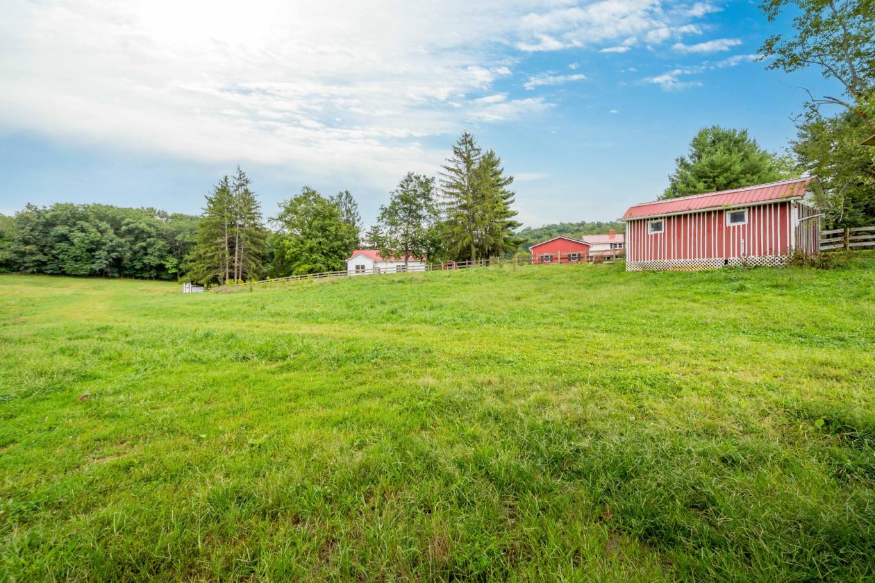 Rare Private Country Retreat - photo 12