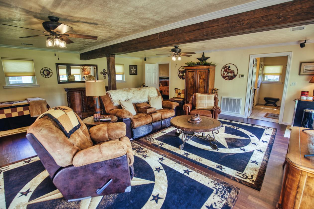 119-Acre Ranch with Multiple Living Quarters - photo 20