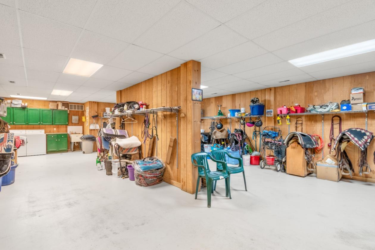 Exceptional equestrian estate on 62 acres! - photo 18