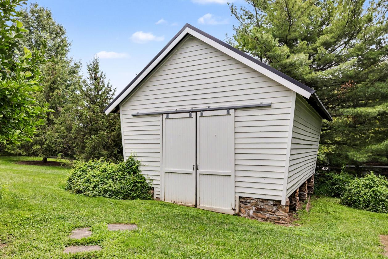 The Hart-Vorhees Farmstead - photo 25