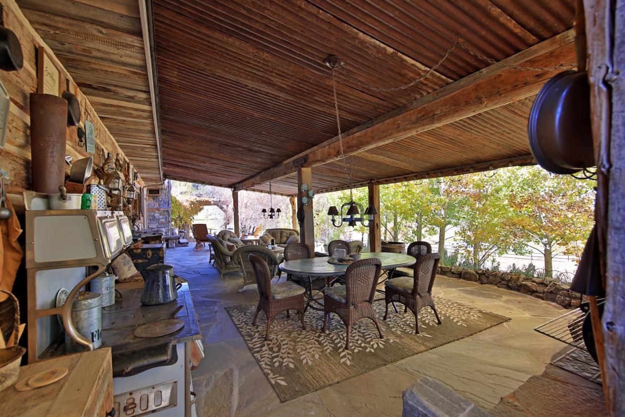 Log Home w/ Equine Facilities & Irrigated Hay Ground - photo 22
