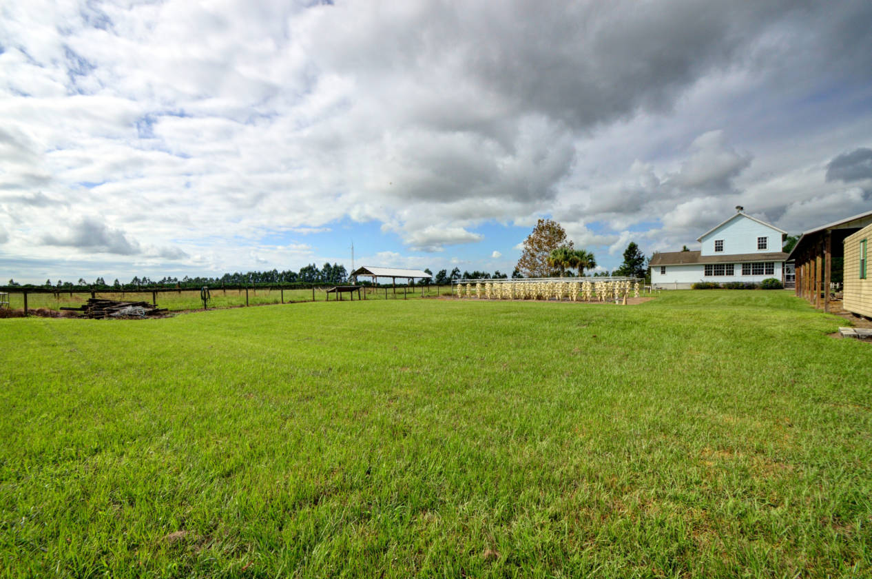 Enjoy the Country Life on a 20 Acre Farm Home! Vero Beach, Indian