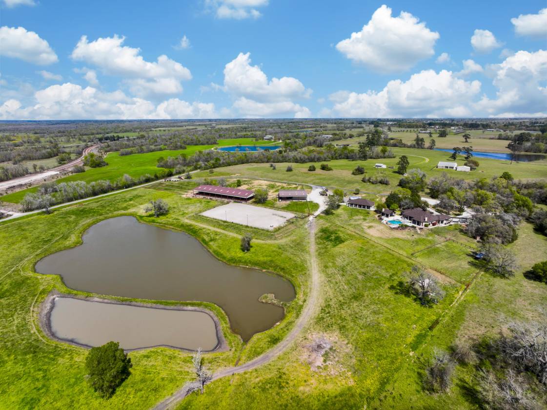Horse Property for sale.