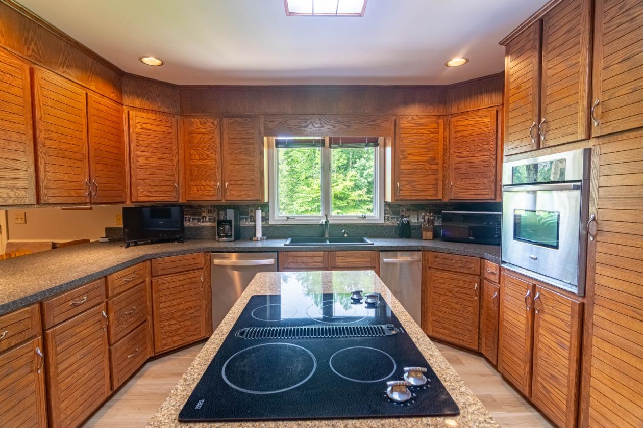 FANTASTIC EQUESTRIAN PROPERTY - photo 16