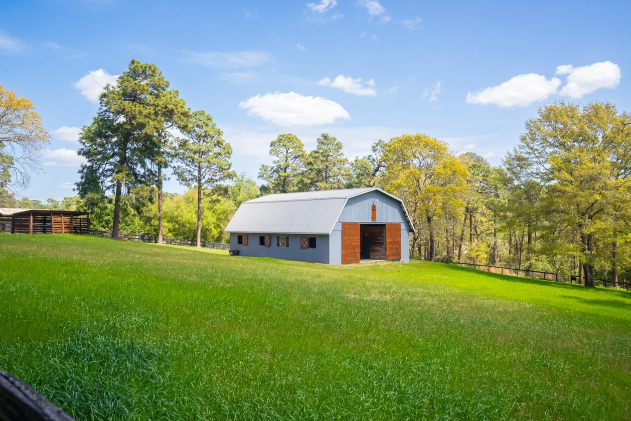 Live Connected to Aiken's Hitchcock Woods! - photo 11