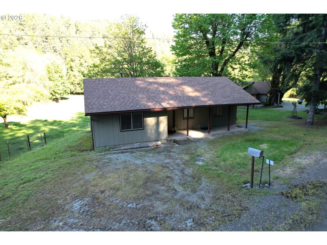 Creek-Front Horse Property with 2 Homes! - photo 15