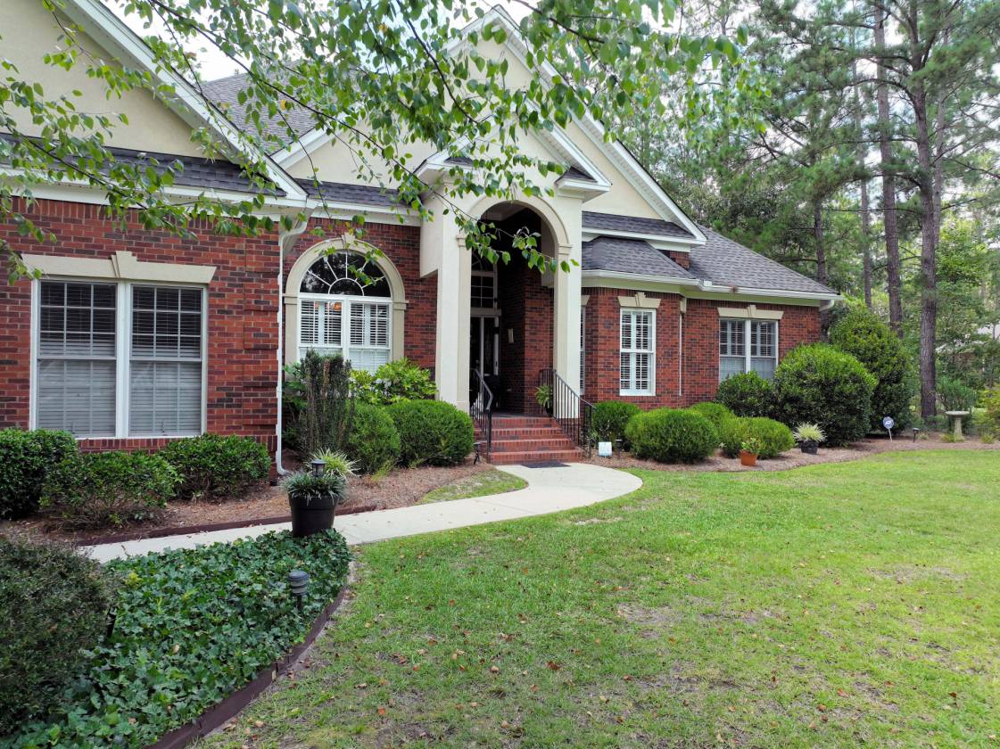 Horse Property for sale.