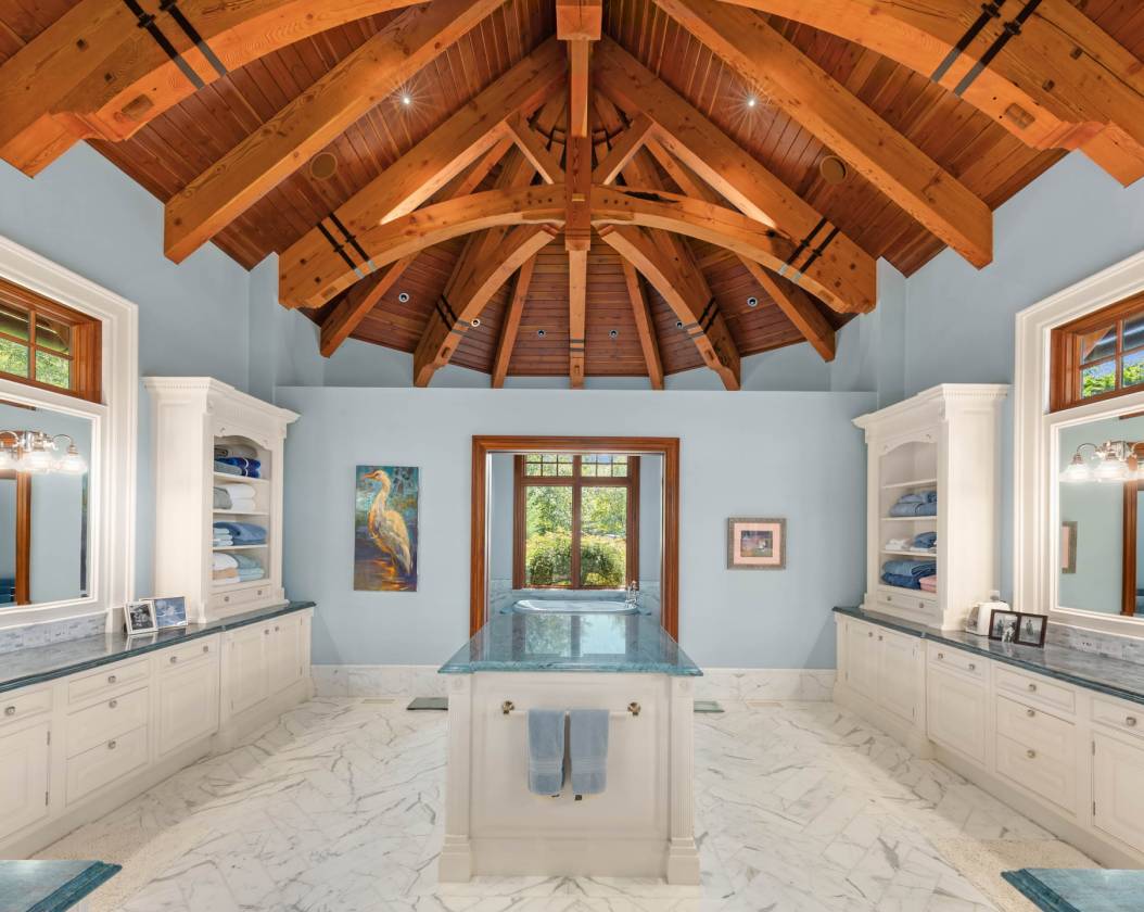 Exclusive Equestrian Estate on 53 Acres - photo 19