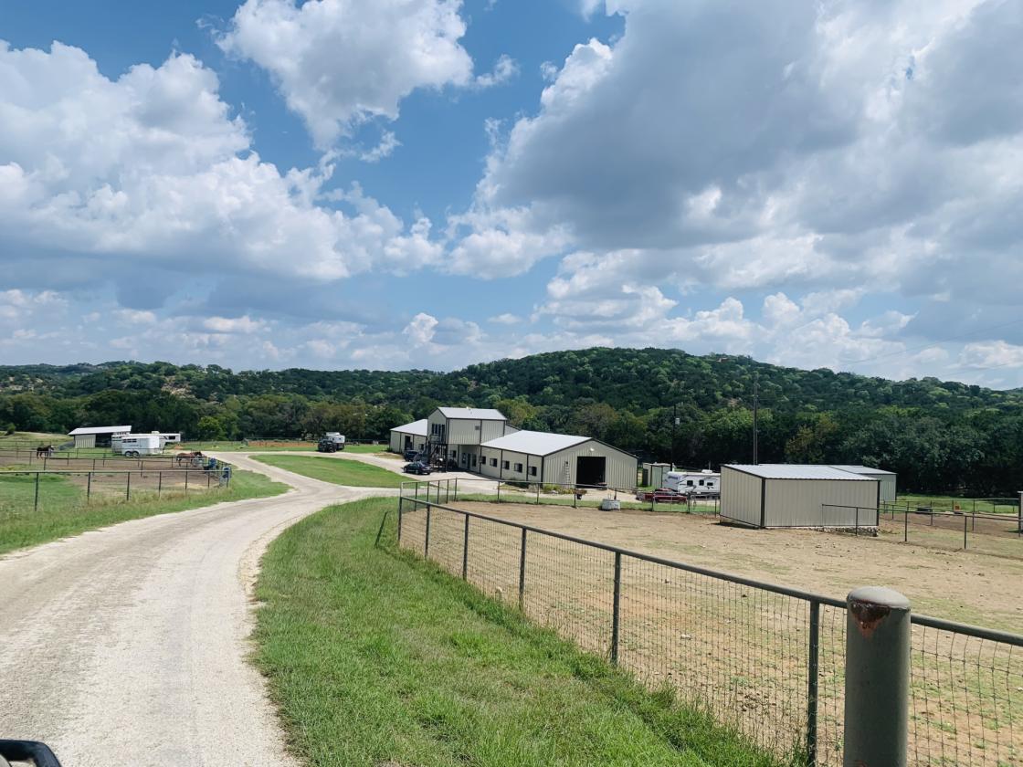 19-Stall Barn with 16 beautiful acres - photo 4