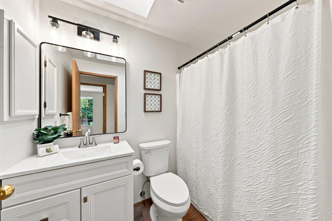 A RARE OFFERING - Incredible Estate - photo 12