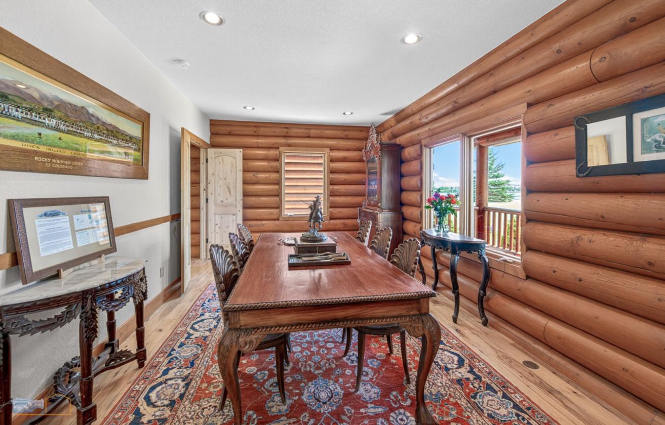 Log Home on 40 Acres! - photo 12