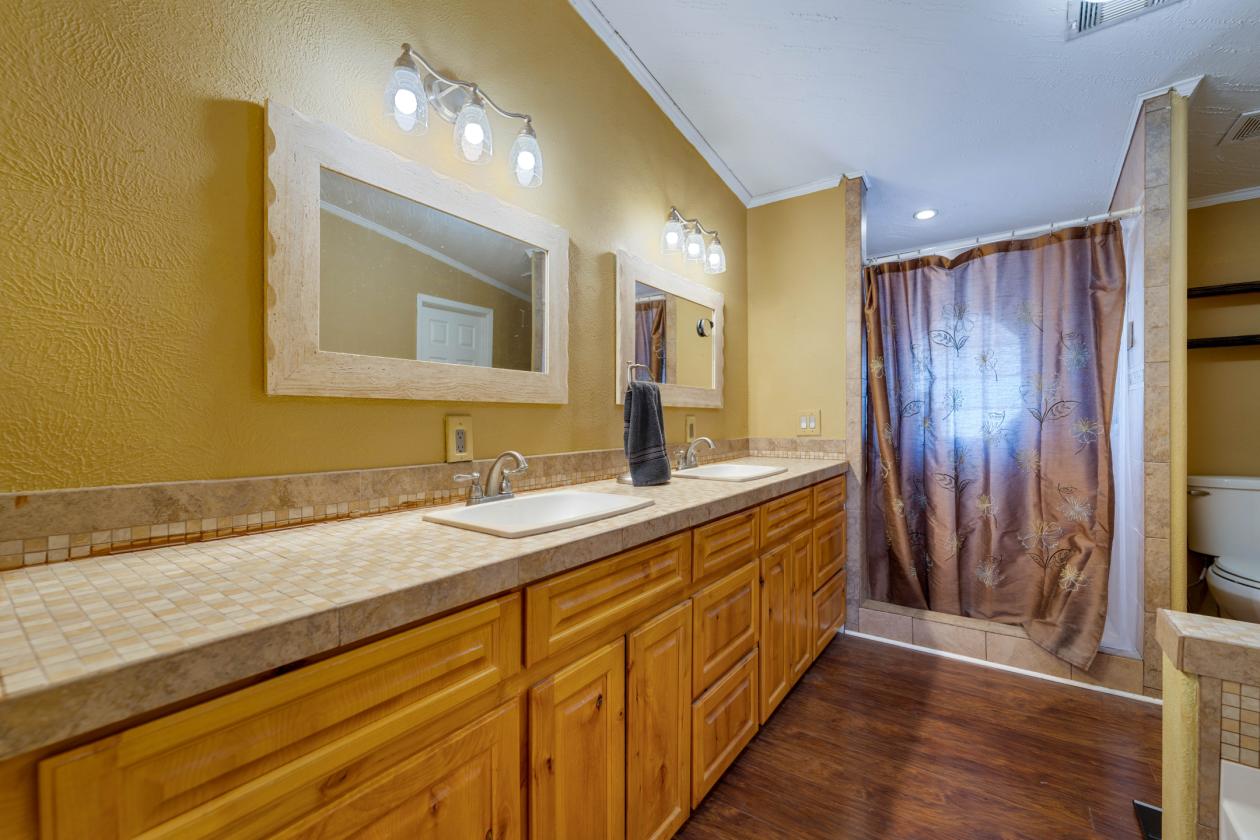 Turnkey Equine Property w/ Functional Improvements - photo 17