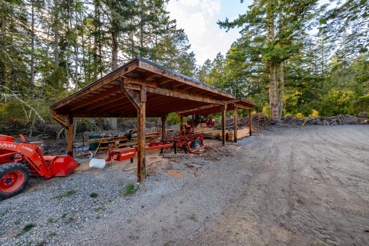 Beautifully Updated Acreage Estate - photo 21
