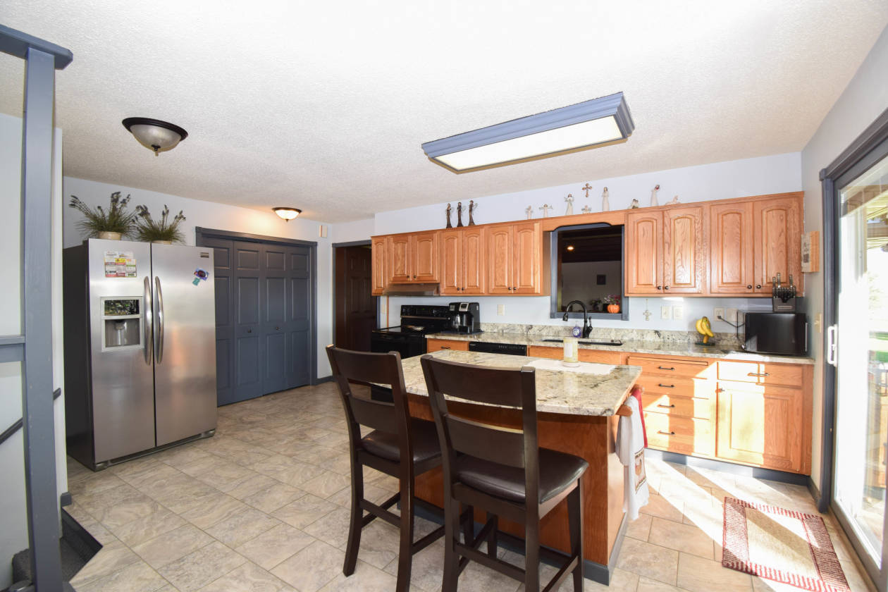 Horse Property for Sale with view Hartford, Minnehaha County