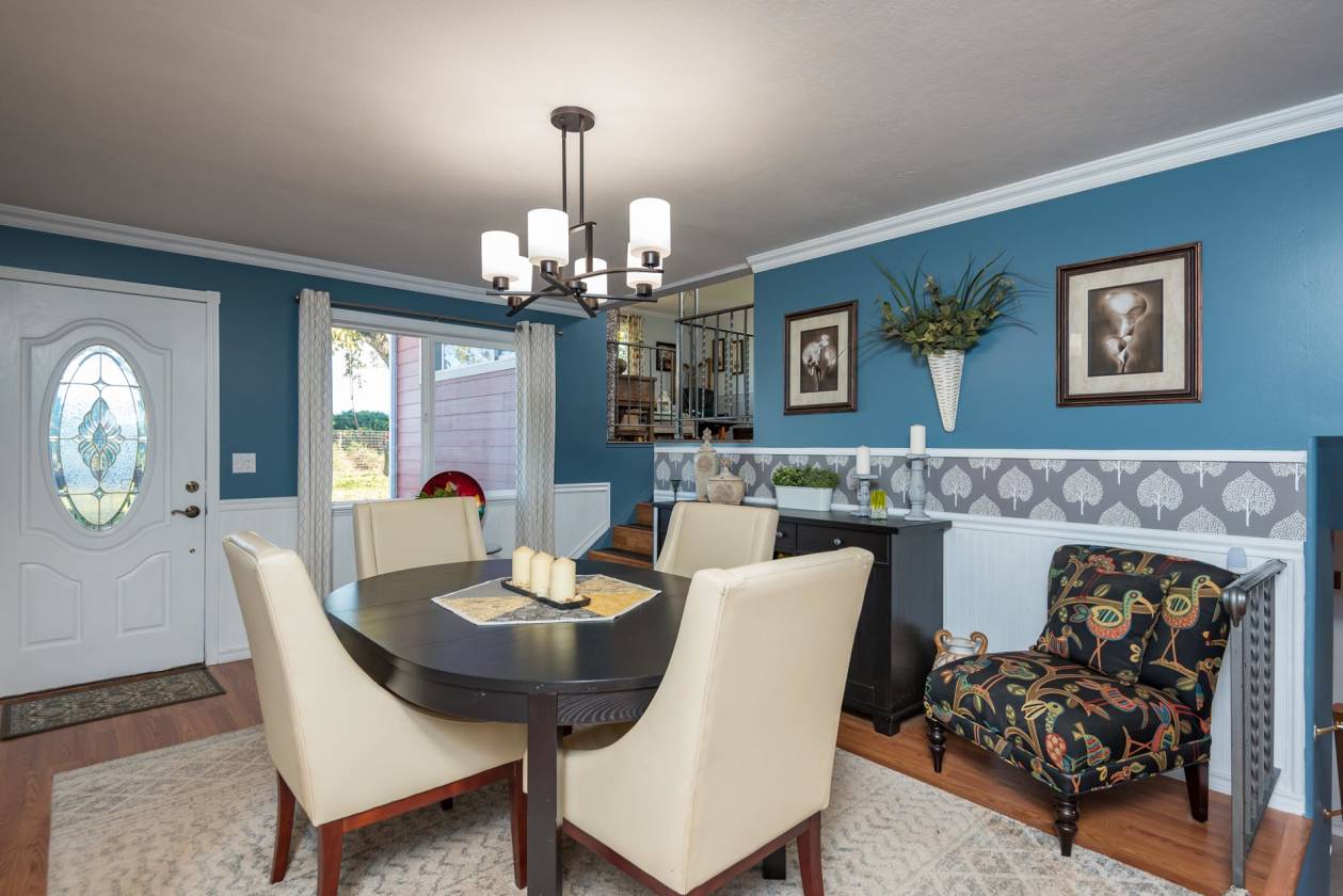 Equestrian Paradise with home on 14.4 acres in Pristine Willamette