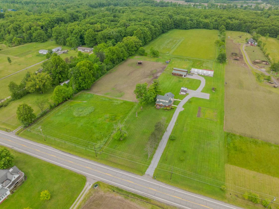 Horse Property for sale.