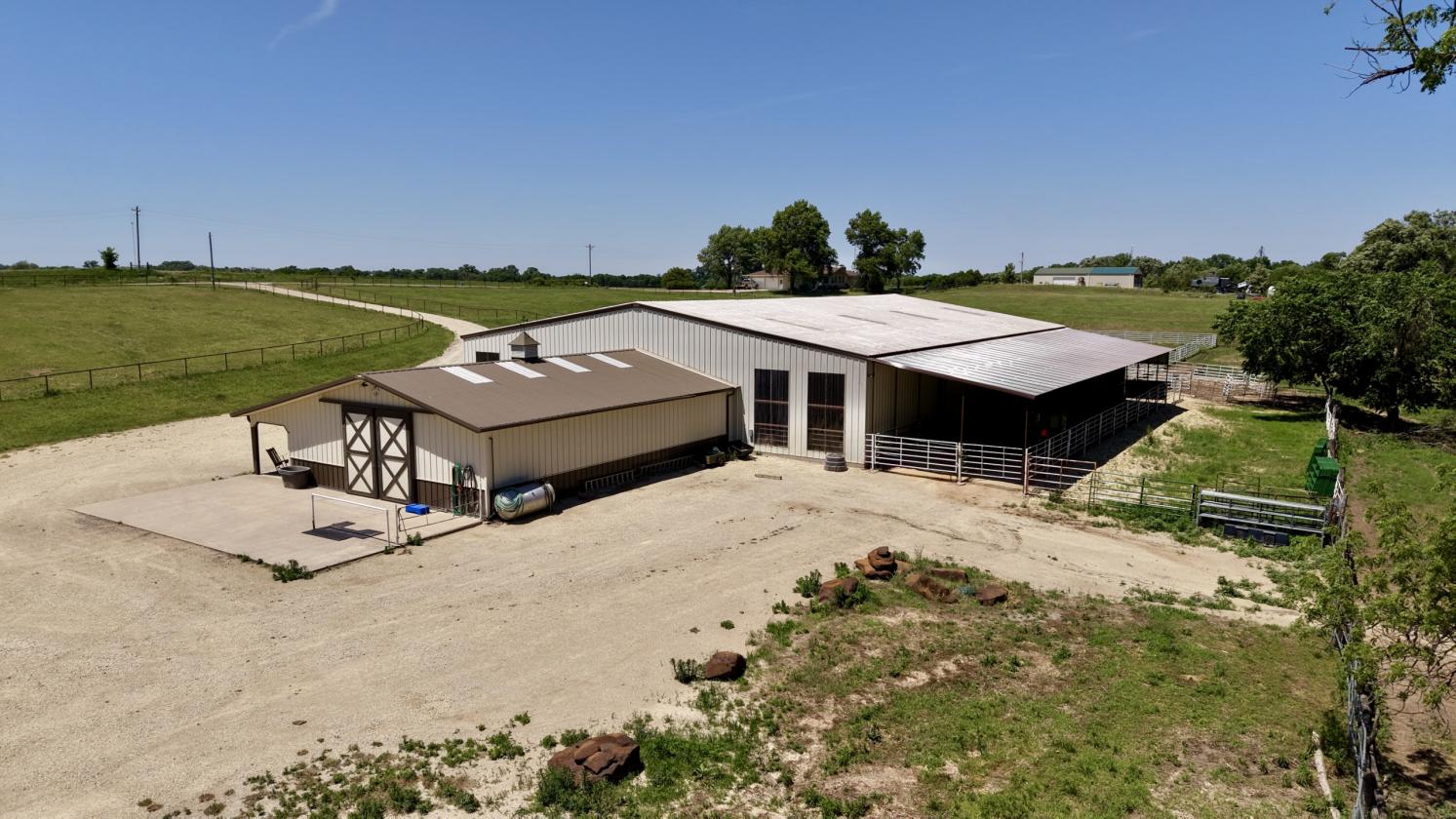 16.1± acre Flint Hills Horse Property - photo 7