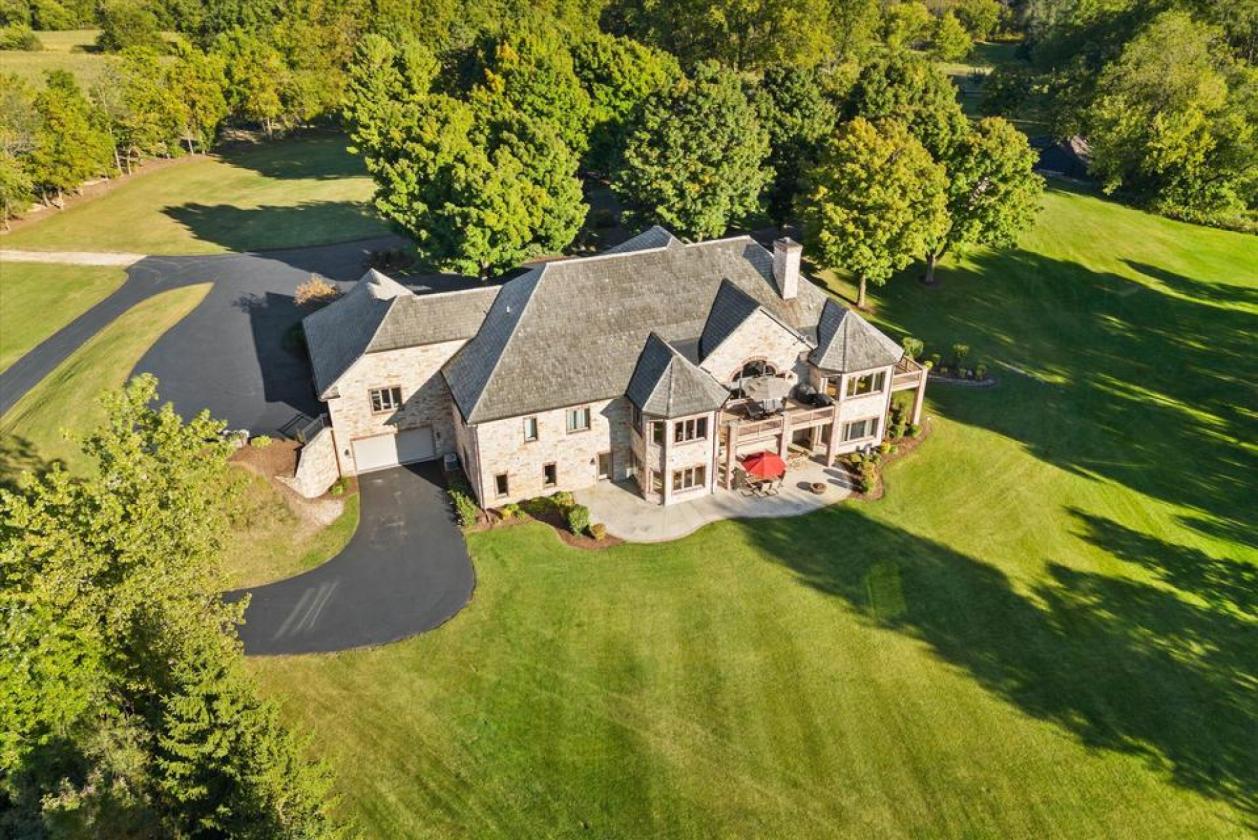 Luxury Horse/Hobby Farm Estate with Gorgeous Views - photo 8