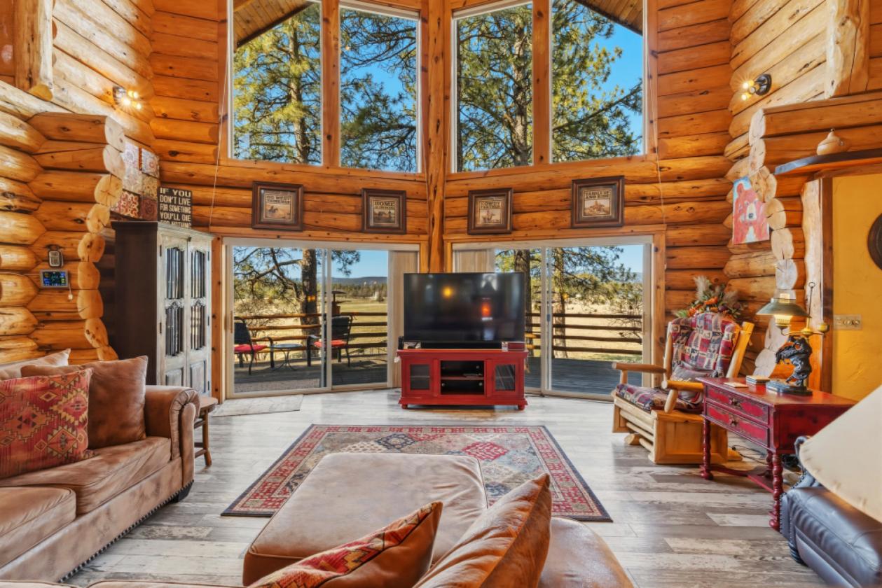 40 ACRE IRRIGATED FARM WITH CUSTOM LOG HOME - photo 9