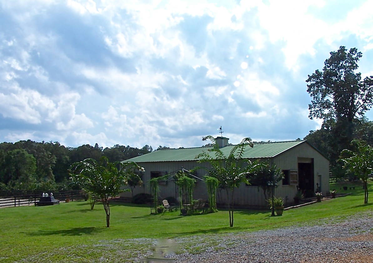 REDUCED! 10 Acre Horse Farm Wilsonville, AL. A Paradise for