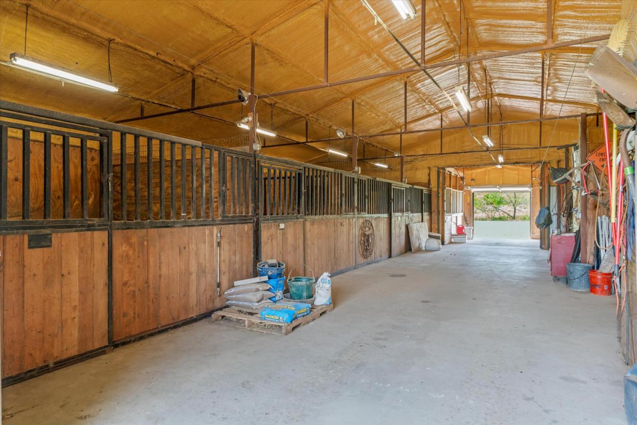 Exceptional 15-Acre Equestrian Estate - photo 11