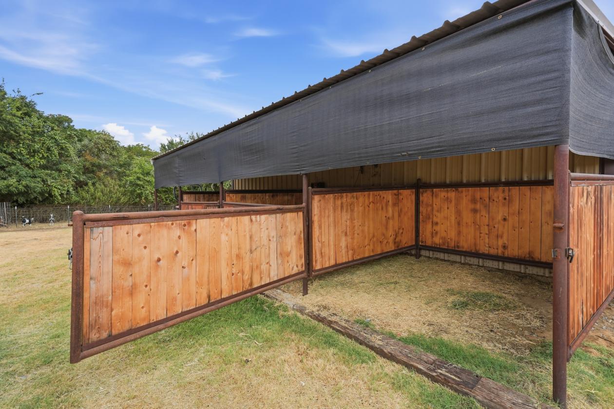 Weatherford Horse Property Near Bosque Ranch - photo 22