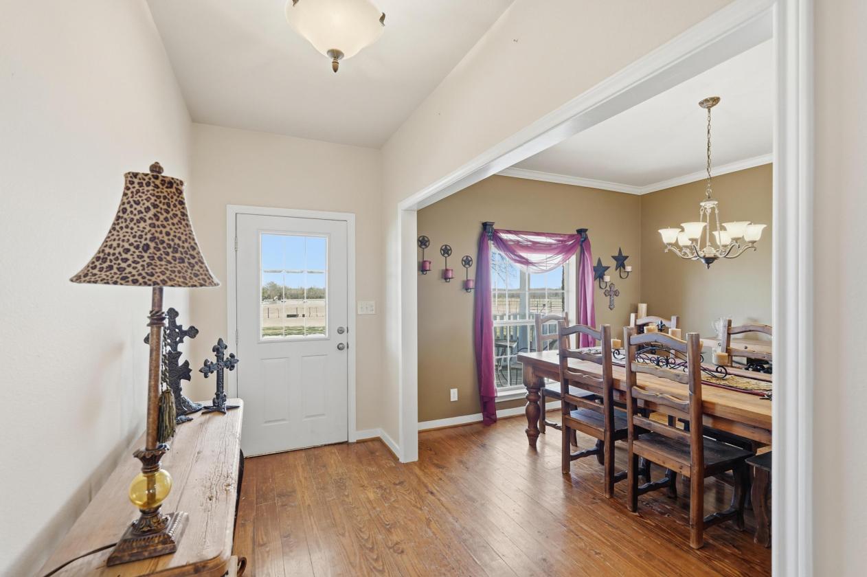 Lovely home with Pool on 9+/- AC Fully Pipe Fenced - photo 6