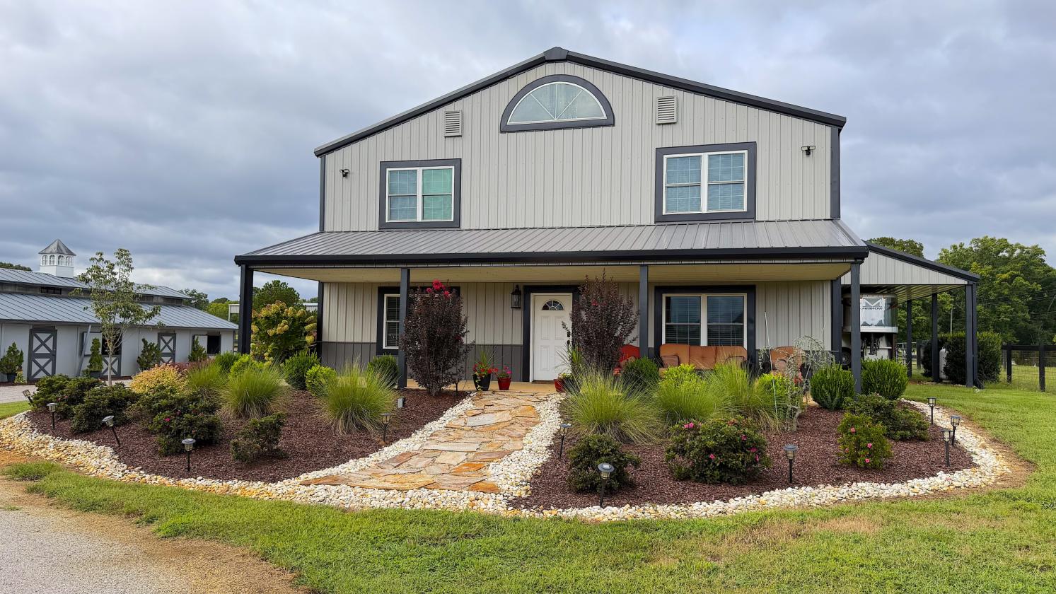 Luxury Horse Farm with 2 Homes and Covered Arena - photo 12