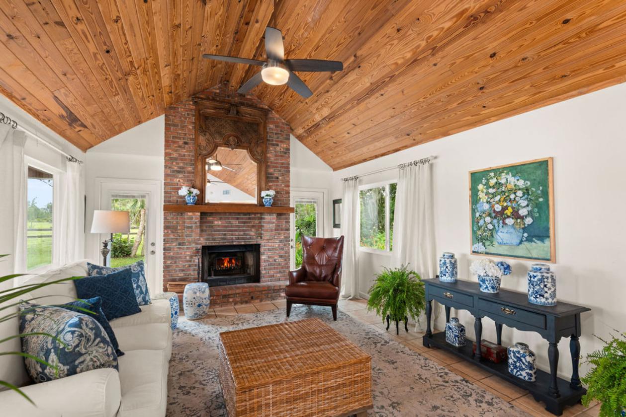 8 Acre Horse Property - photo 10