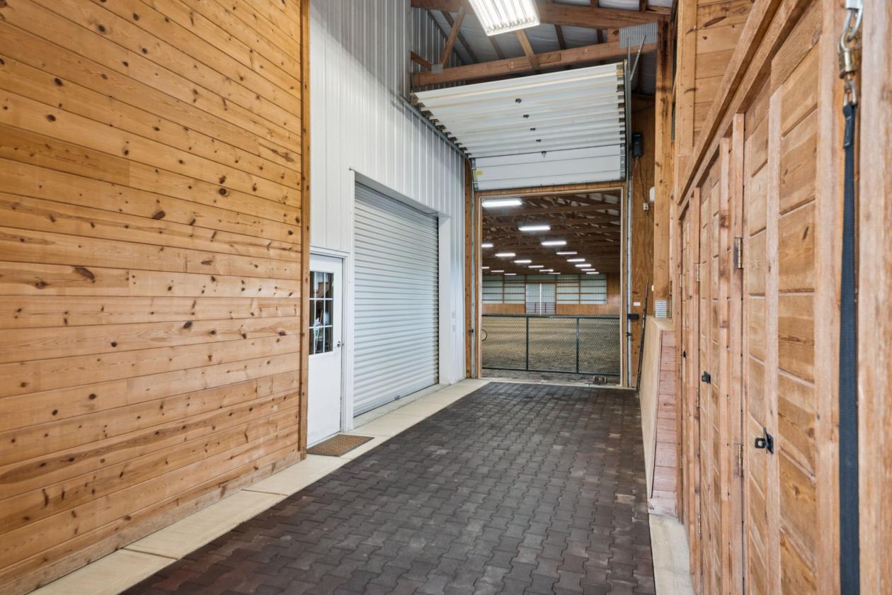 Rare Acreage. Private Equestrian Estate. - photo 18