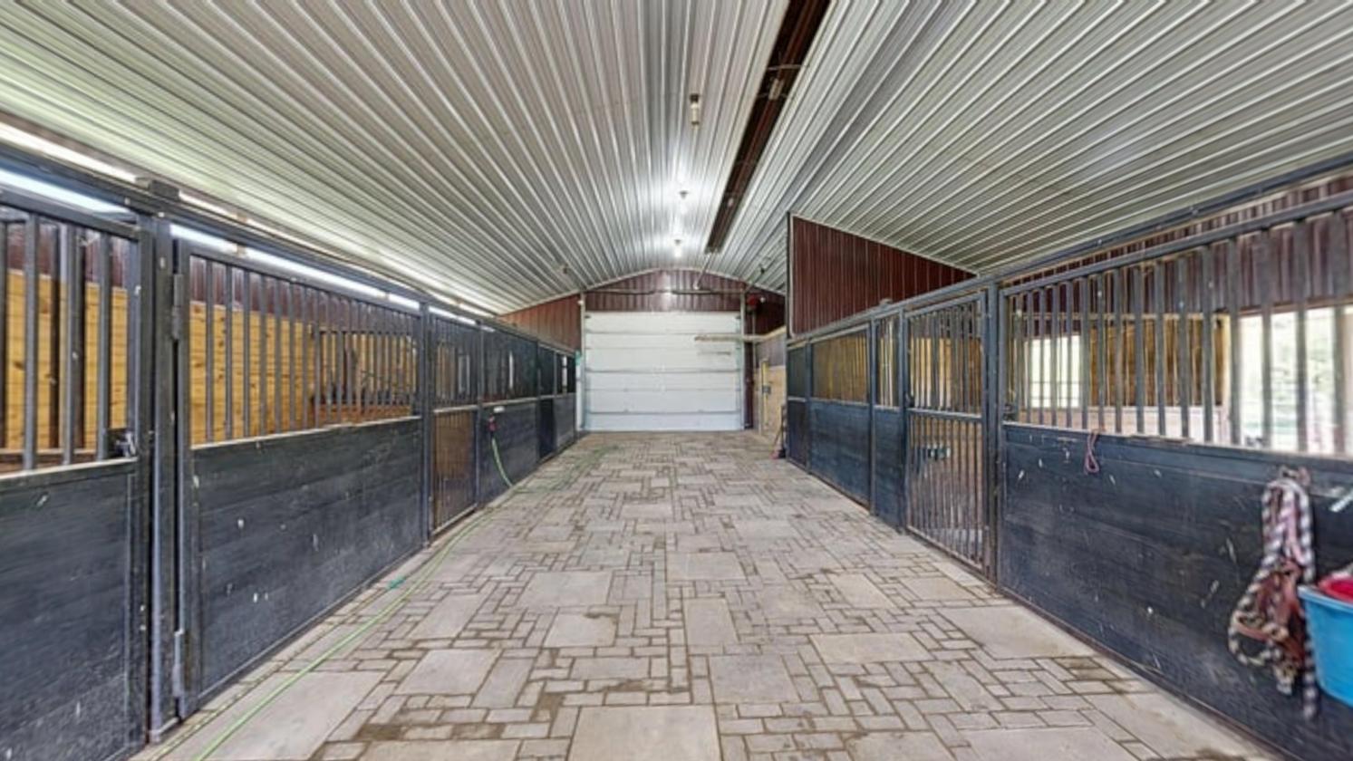 Horse/Hobby Farm on 17 Acres - photo 15