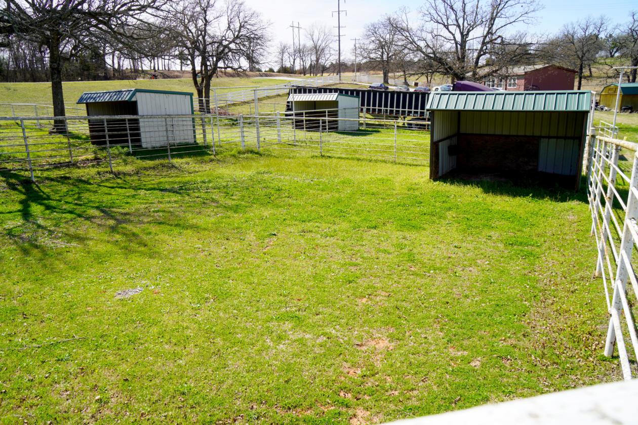 Central Oklahoma Hobby Farm with Horse Barn - photo 26