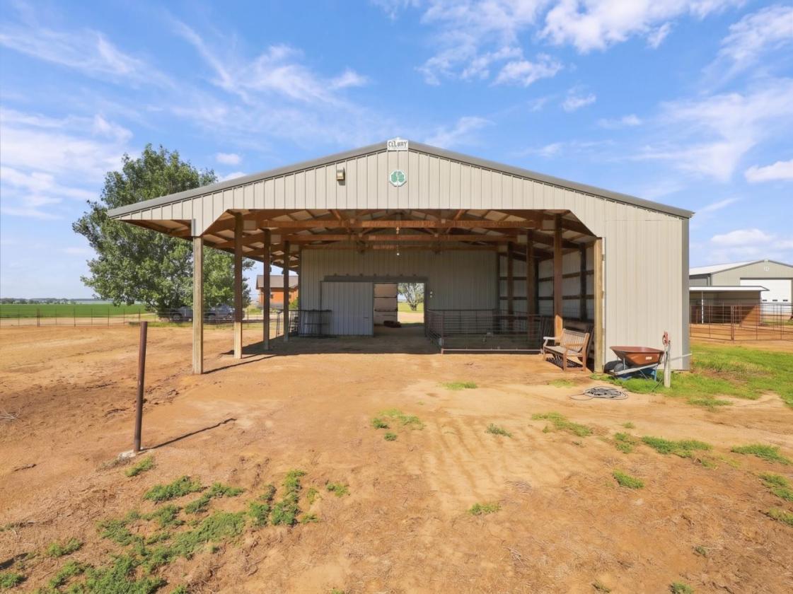 Livestock & Horse-Ready Home on 49.8+/- Acres - photo 24