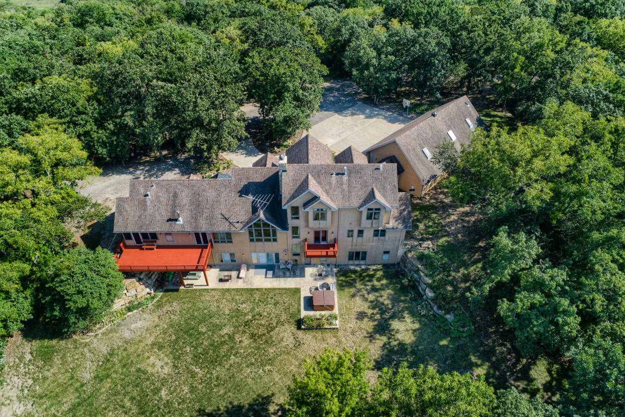 Horse farm for sale Lawrence, Douglas County, Kansas Horse farm for