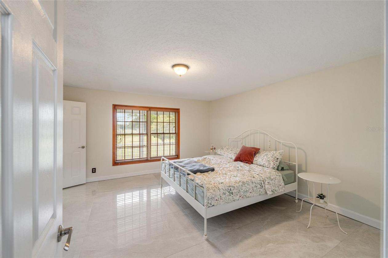 Equestrian Estate with Business Flexibility - photo 14