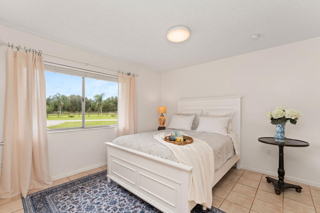8 Acre Horse Property - photo 23