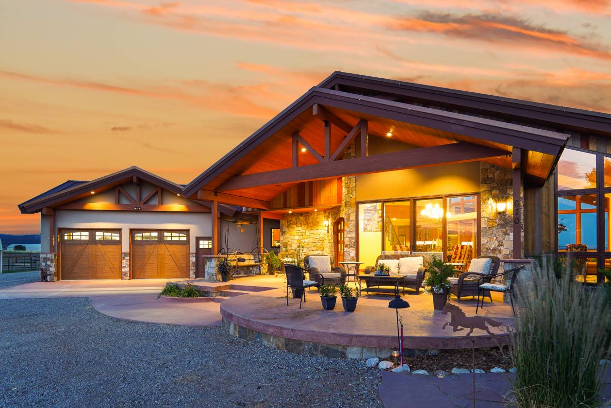 Horse Property for sale.