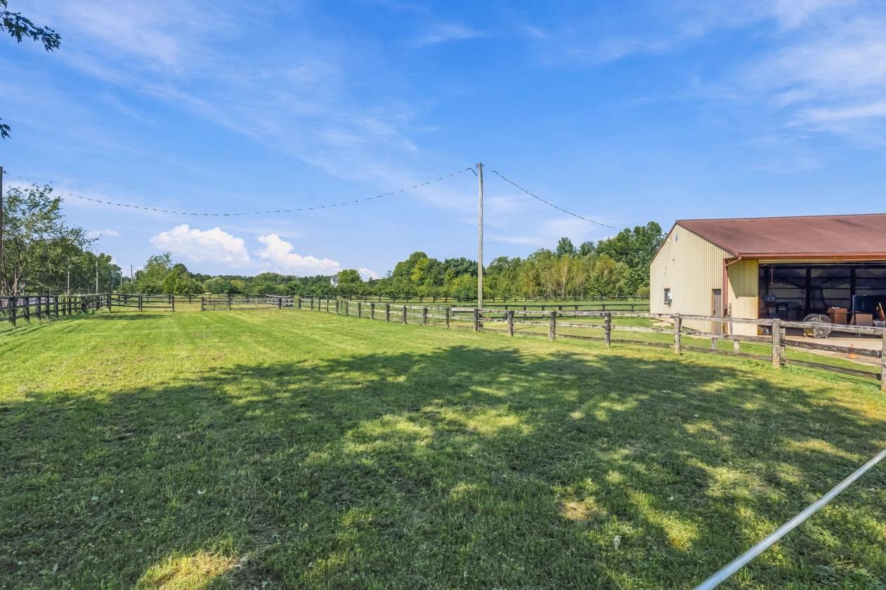 10-Acre Equestrian Estate in Prime Delaware County - photo 12